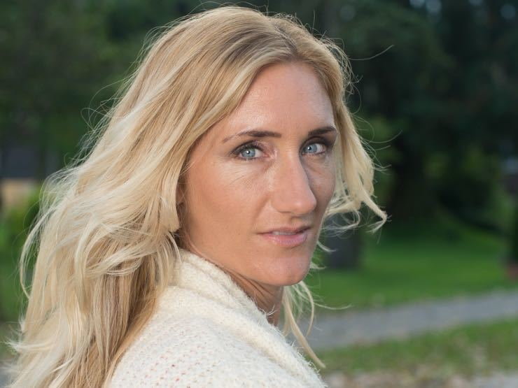 Interne Seite: Tanja Frieden, Snowboarderin, Referentin & Coach